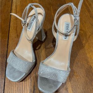 Steve Madden Silver Rhinestone Platform Ankle Strap Heels – Size 8.5 M